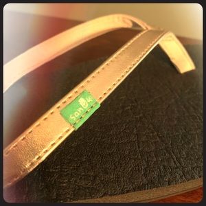 Sanuk flip flops